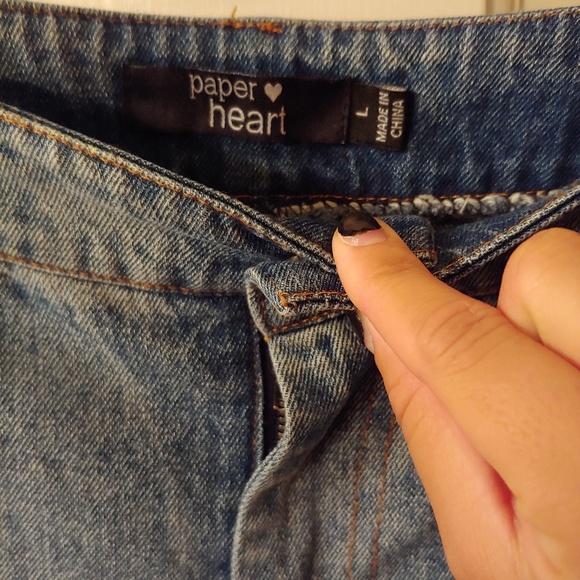 Paper Heart High Waist Jeans - Picture 7 of 8